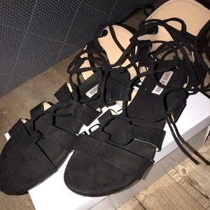 Cape Robbin Black Lace-Up Sandals